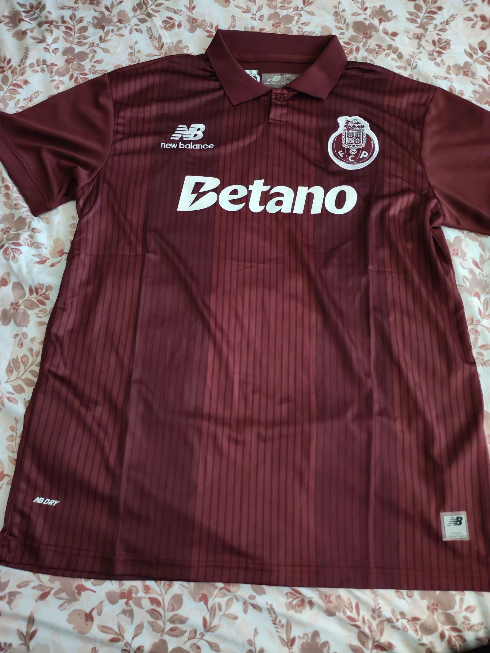 Camisola porto cor tinto